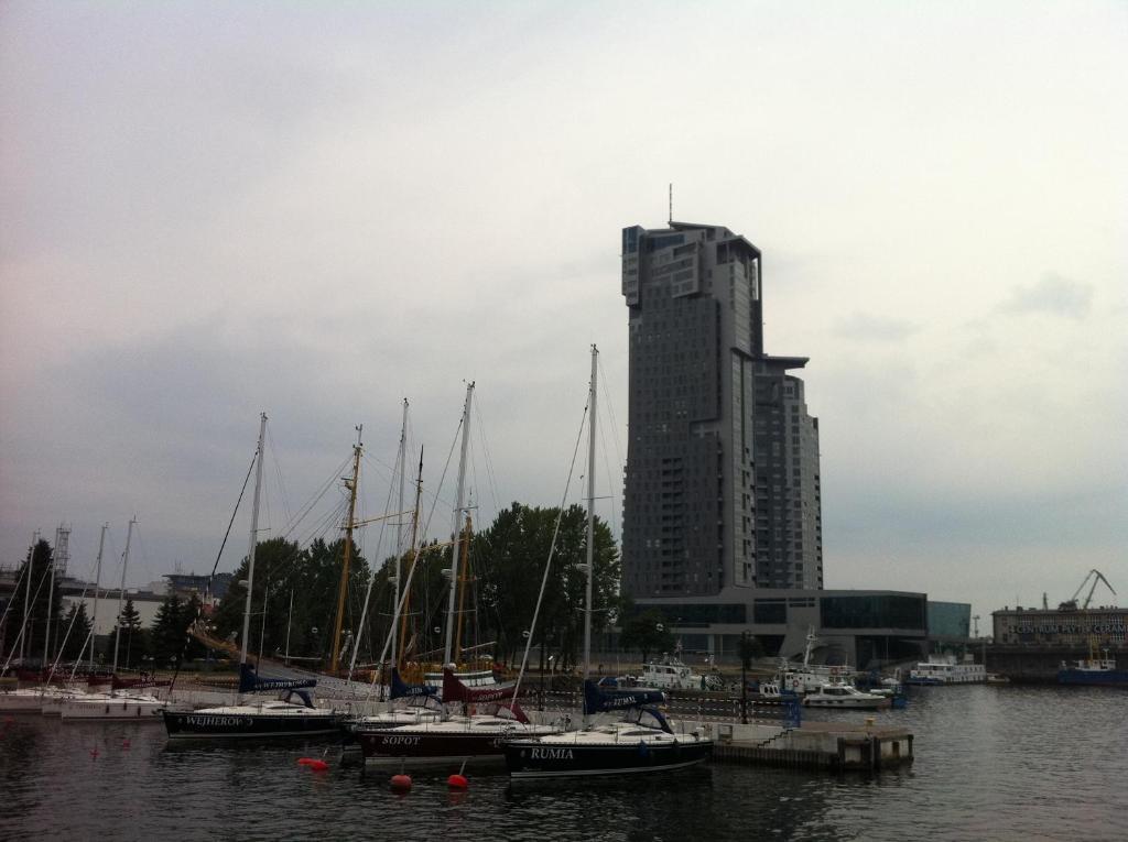 Sea Towers Apartment Gdynia Luaran gambar
